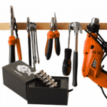 Sterke neodymium magneet met schroef – trekkracht 25 kg, ideaal voor het ophangen van gereedschap of andere metalen voorwerpen.