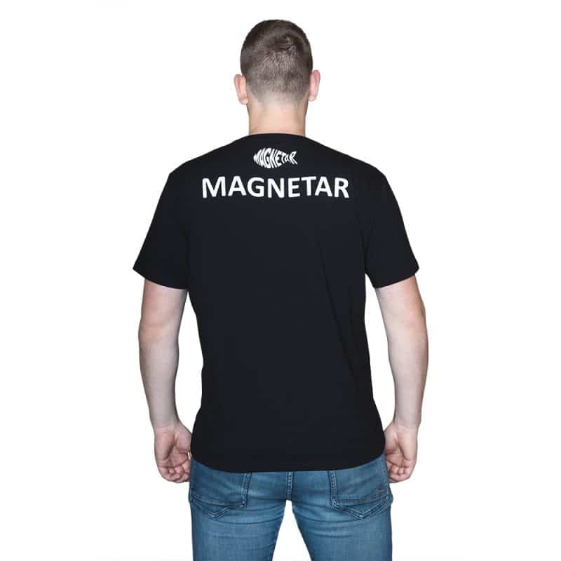 Dit t-shirt voor magneetvissen heeft een prachtige bedrukken op de achtergrond.
