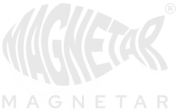 Wit logo in de vorm van een vis met de tekst magnetar op een zwarte achtergrond, voor merchandise van magneetvissen.