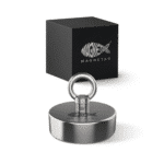 Productfoto Classic 300 enkelzijdige vismagneet met RVS oogbout en zwarte verpakking voor magneetvissen