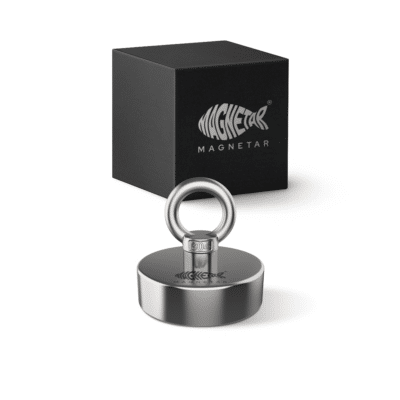 Productfoto van Classic 110 vismagneet met oogbout en zwarte verpakking, geschikt voor beginnende magneetvissers
