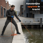 Lifestyle afbeelding van magneetvissen langs een kade met touw en vismagneet, gericht op meer trekkracht en grotere vondsten